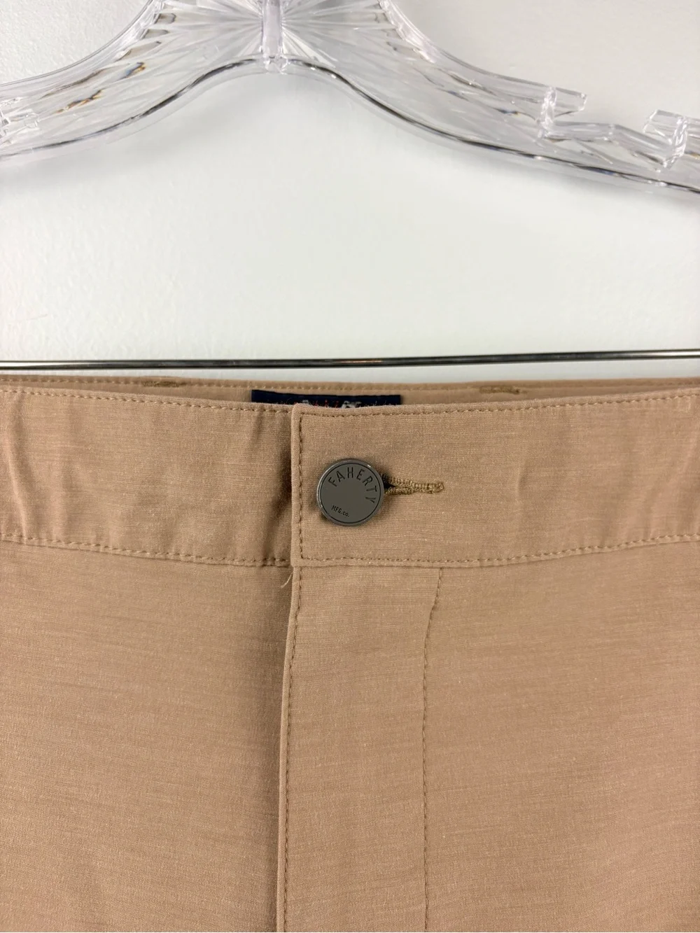 Faherty All Day Shorts 7” in Khaki Quick Dry Stretch Lightweight Drawstring 40